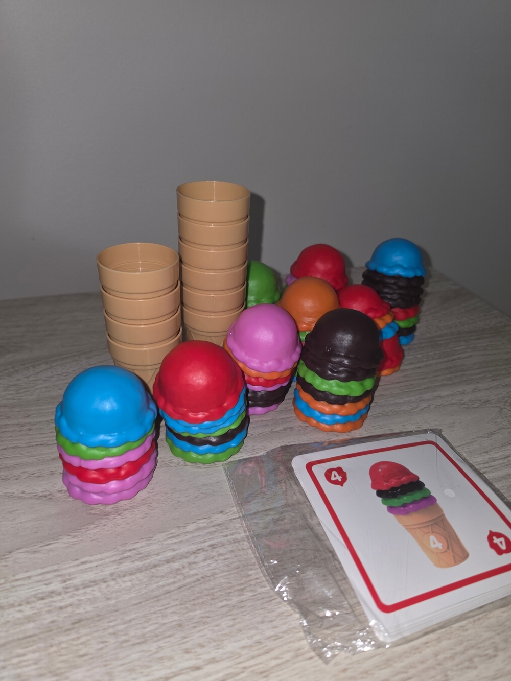 Ice Cream Counting & Color Sorting Set - Picture 3 of 6